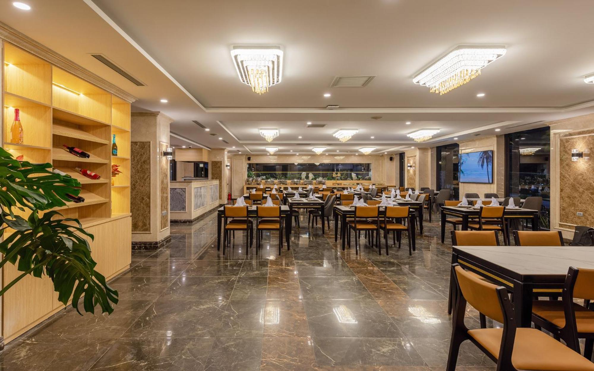 Hotel Aquasun
